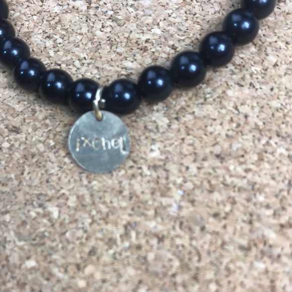 Ixchel stretch bracelet. - Picture 3 of 4